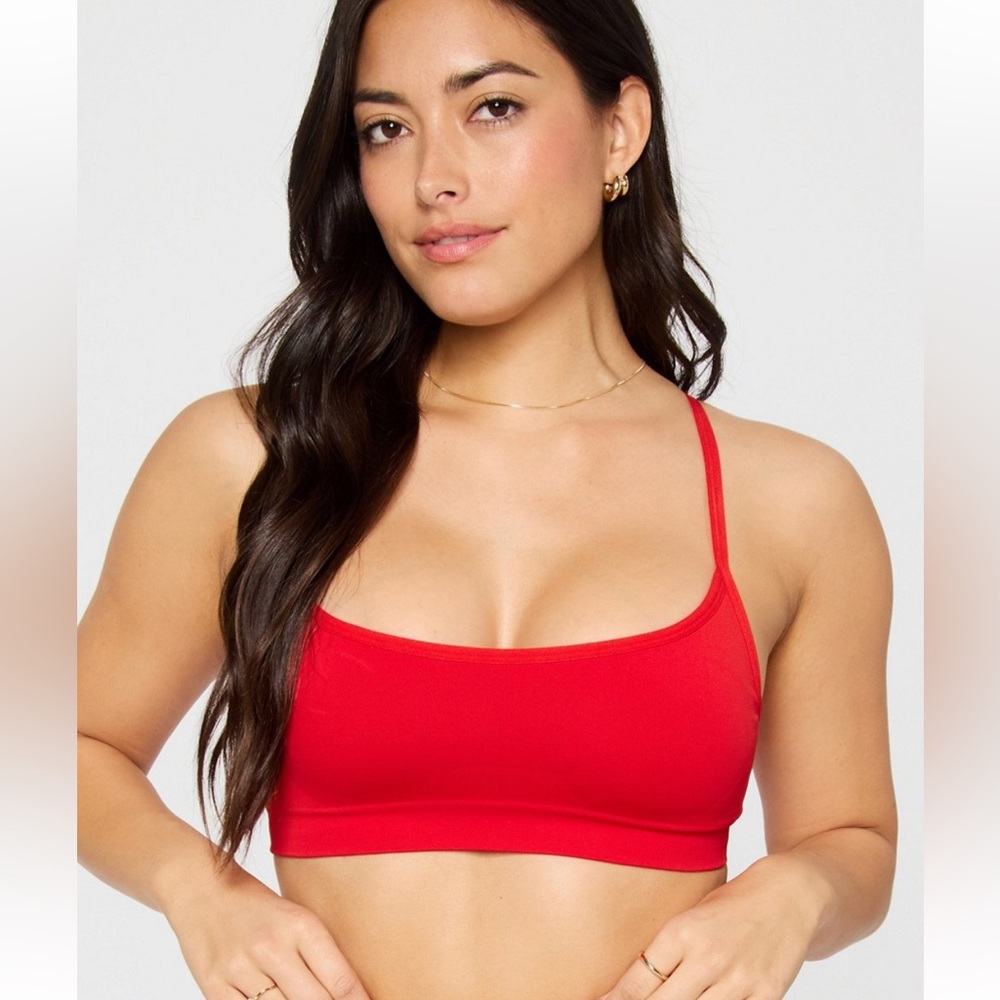 fabletics sleek seamless strappy low impact bra